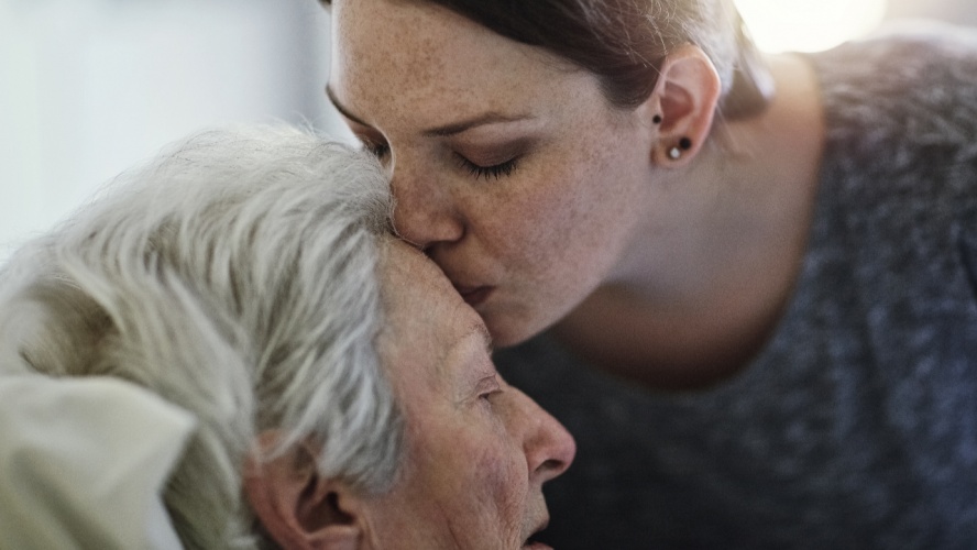 Болезнь Альцгеймера! | Что делать родственникам: инструкция