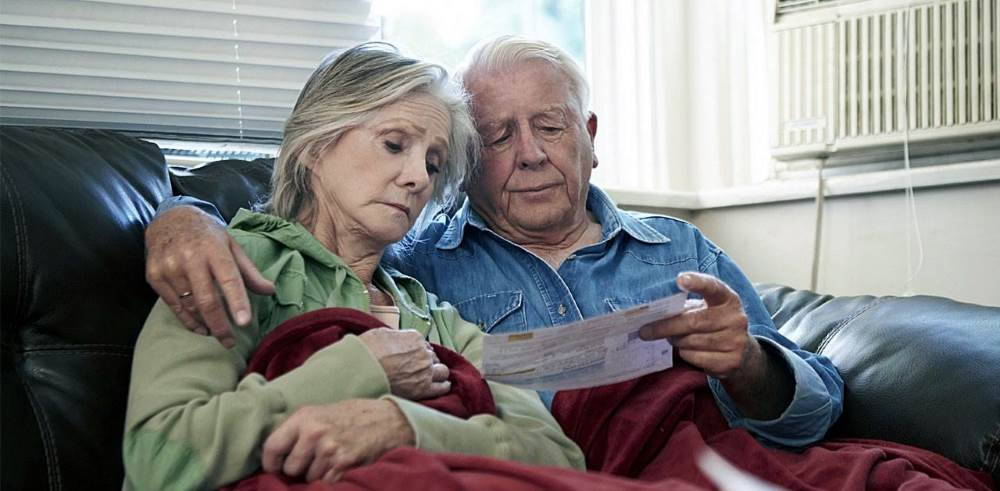 Пожилые люди уязвимы для мошенников